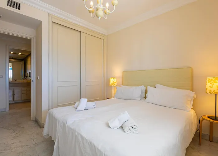 Апартаменты - Marina Banus, Puerto Banus, Seaview, 2br, Parking & Pool Марбелья