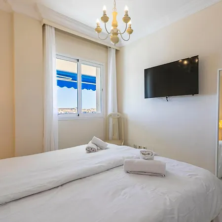 Apartmán Marbella Home Rentals - Marina Banus, Puerto Banus, Seaview, 2Br, Parking & Pool *